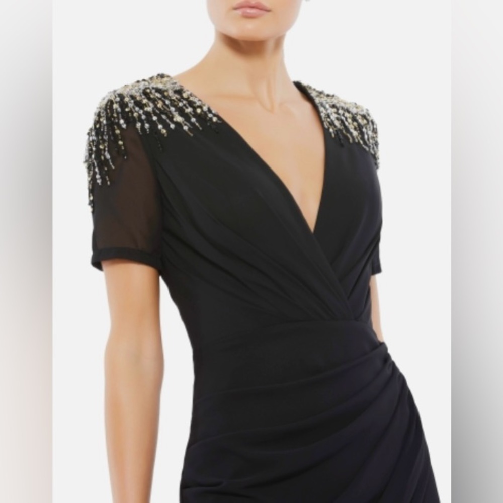 Mac Duggal Women’s NWT Classic Black Embellished Shoulders Gown size 12 … - Picture 3 of 12